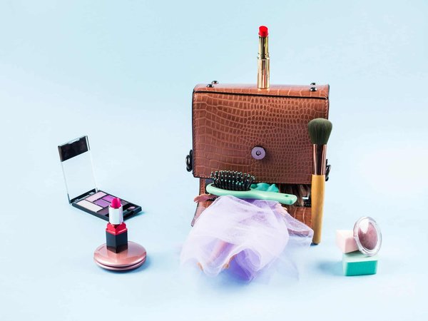 Comment choisir les meilleures teintes de fards à paupières pour sublimer des yeux verts?